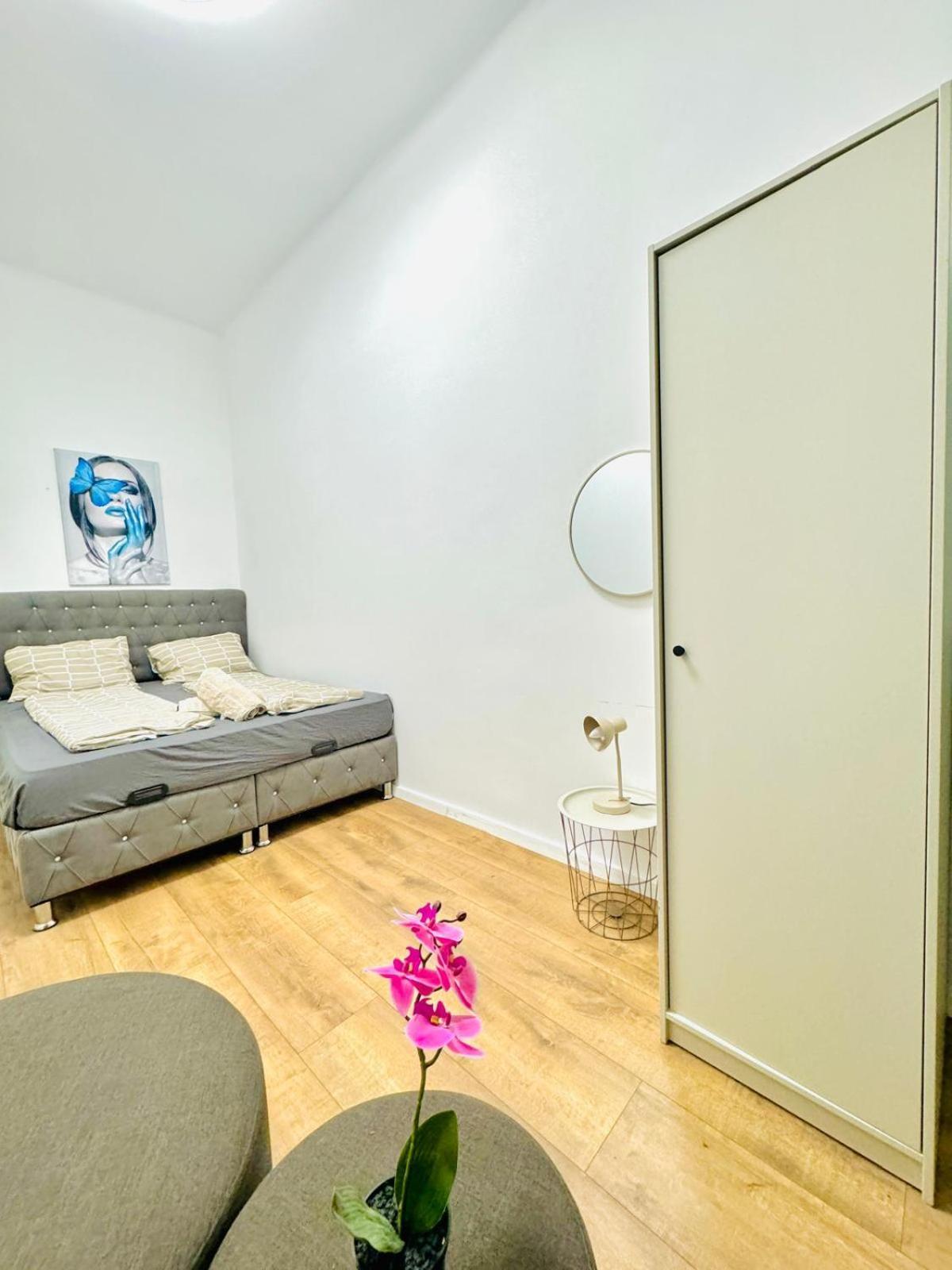 Cozy 9Br Shared Apartment, Only 12Min Walk To Augarten Vídeň Exteriér fotografie