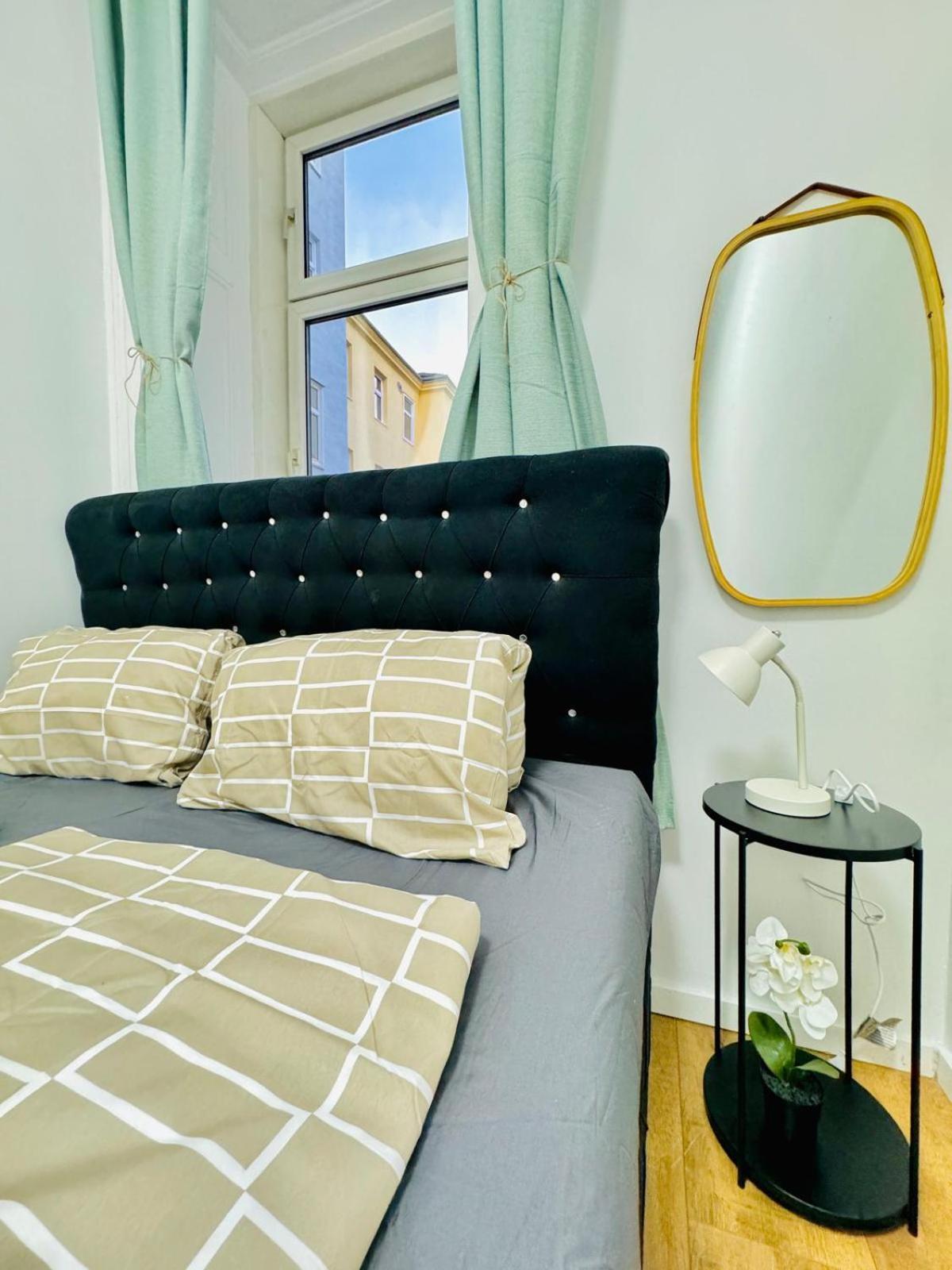 Cozy 9Br Shared Apartment, Only 12Min Walk To Augarten Vídeň Exteriér fotografie